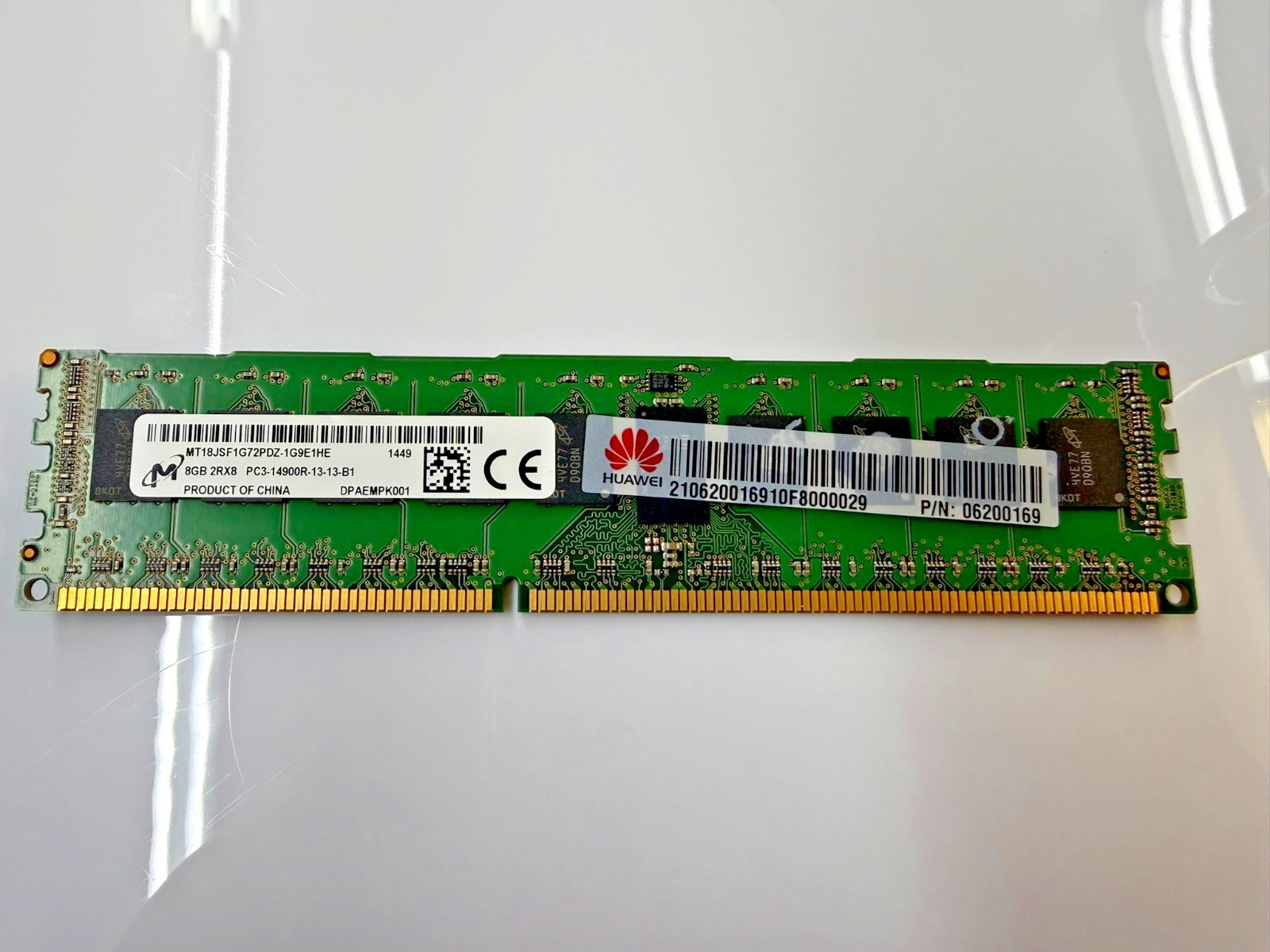 Память Micron DDR3 8GB RDIMM 1866 МТ/с (MT18JSF1G72PZ-1G9E1) — фото 2