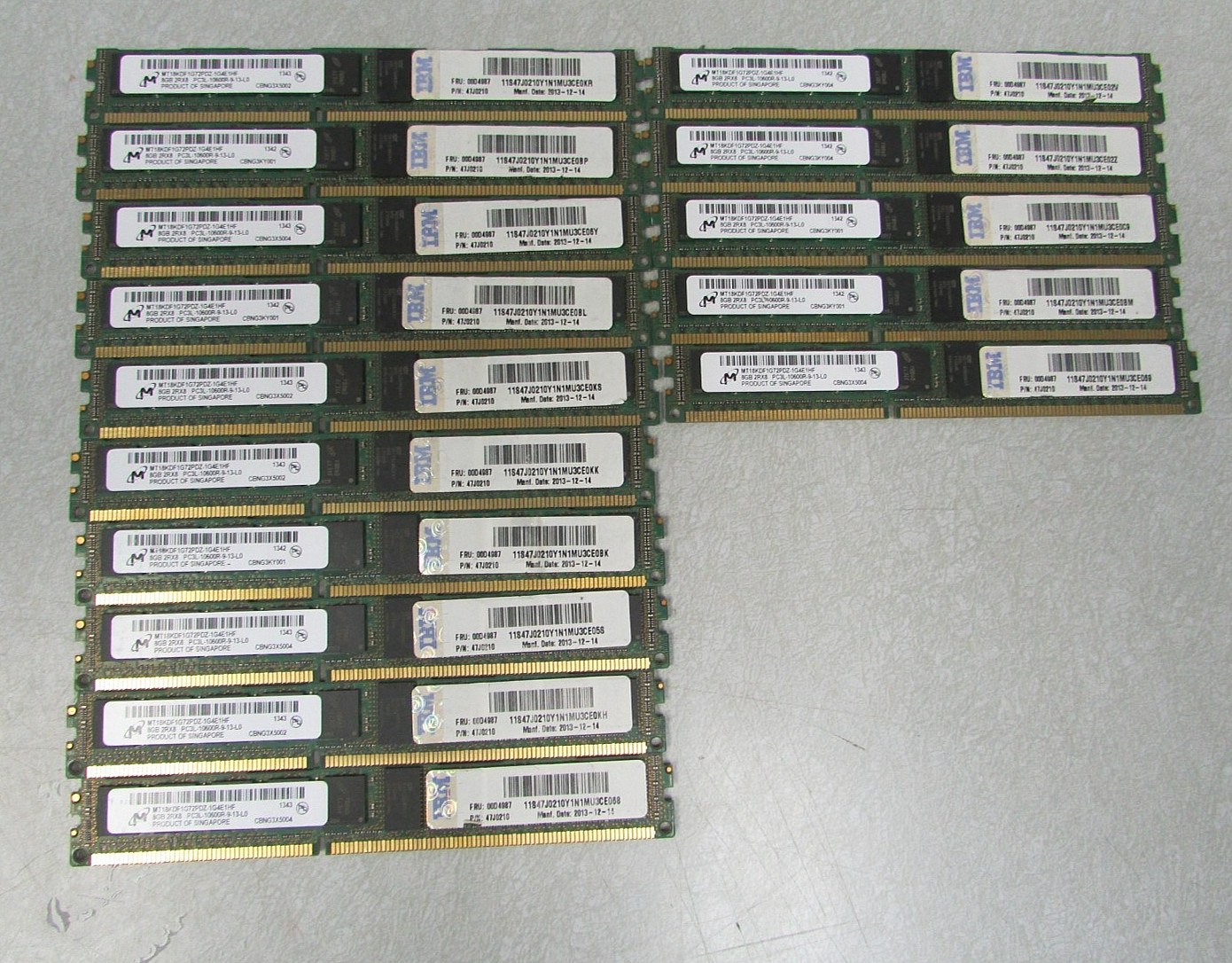 Память Micron DDR3 8GB RDIMM 1333 МТ/с (MT18KDF1G72PDZ-1G4E1) — фото 1