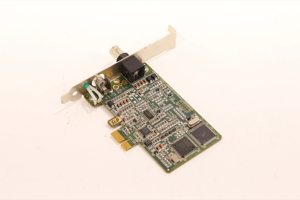 Считыватель Adrienne Electronic PCIe High-Porfile Timecode Reader Card P/N: MT4-046900-02 — фото 1