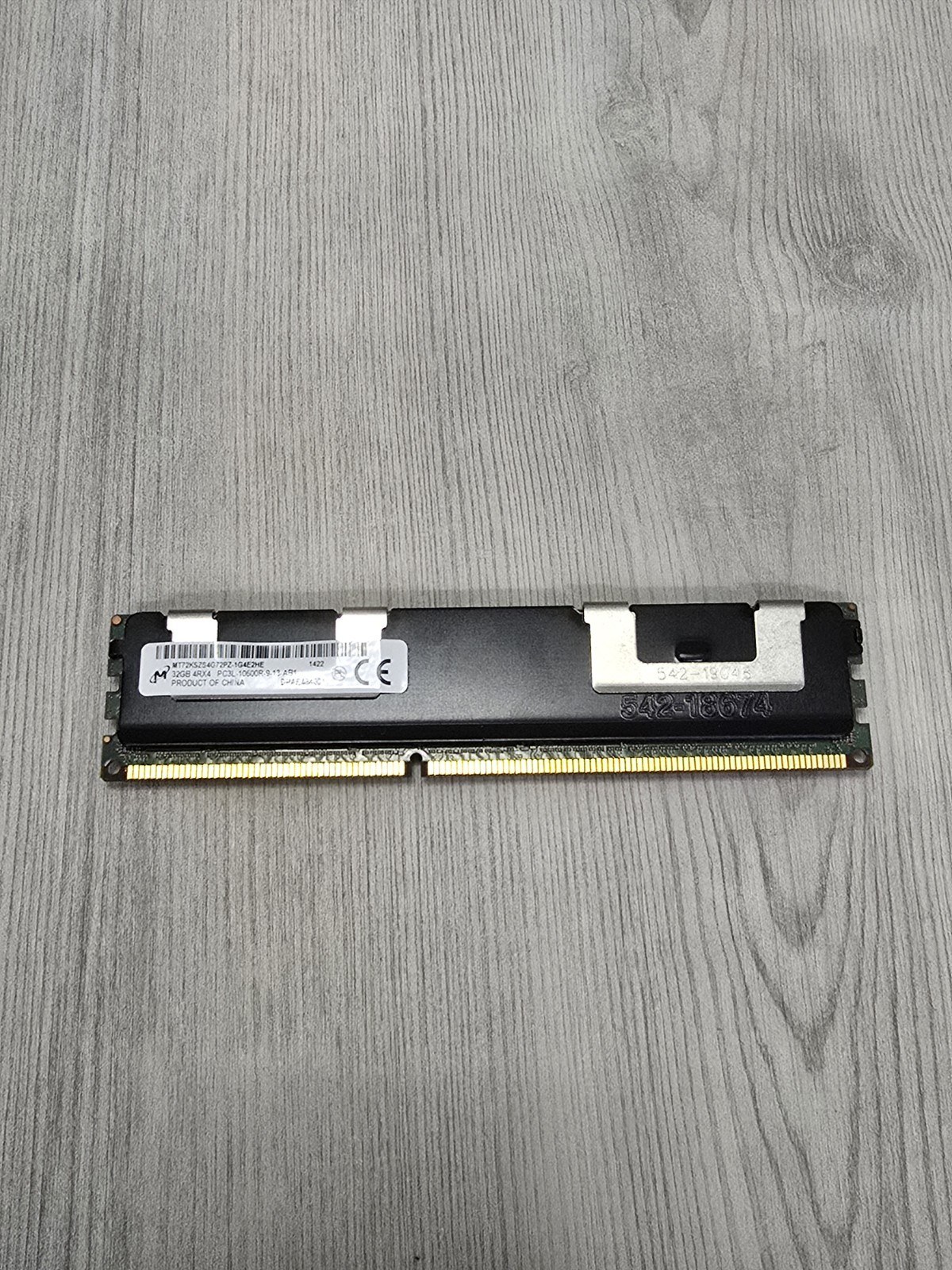 Память Micron DDR3 32GB RDIMM 1333 МТ/с (MT72KSZS4G72PZ-1G4E2) — фото 1