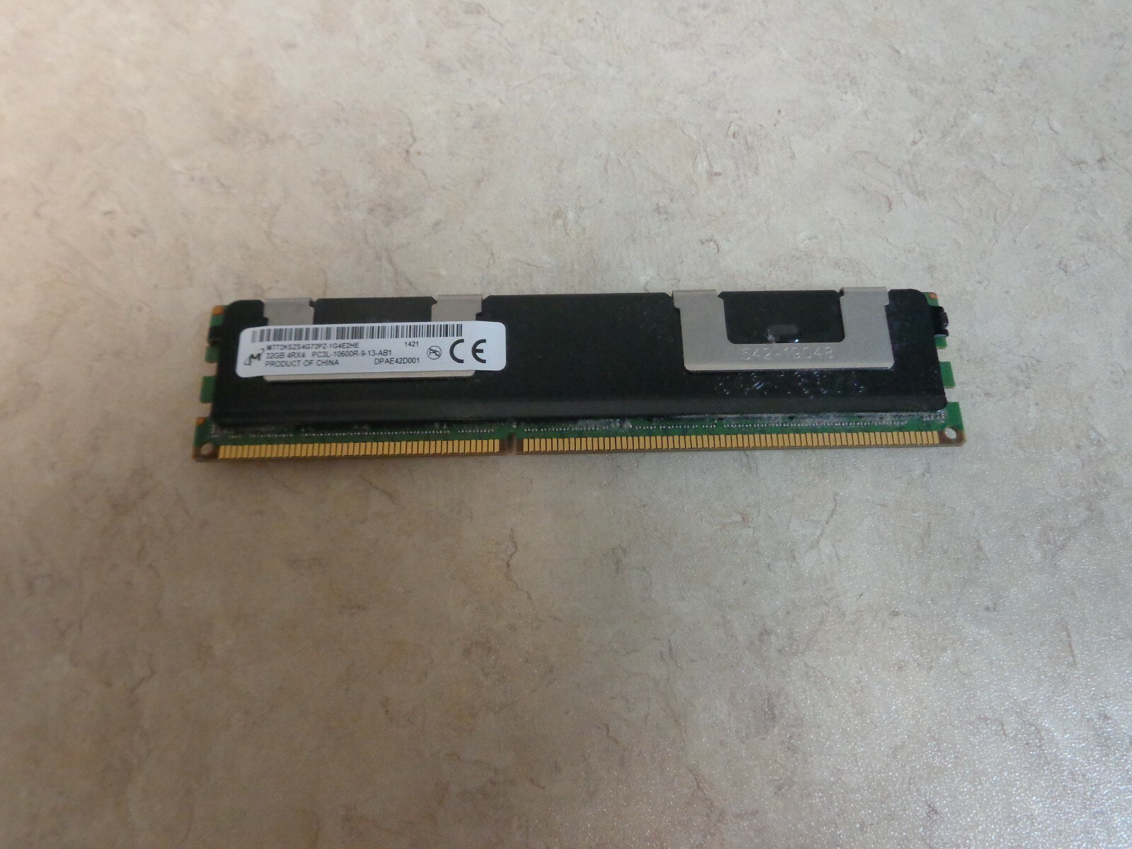Память Micron DDR3 32GB RDIMM 1333 МТ/с (MT72KSZS4G72PZ-1G4E2) — фото 2
