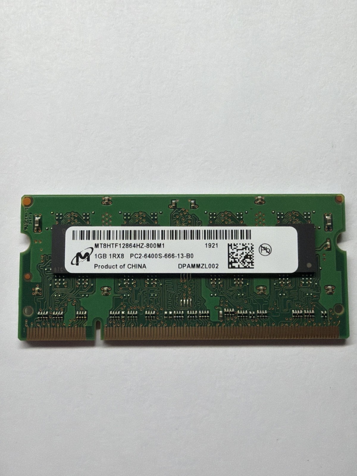 Память Micron DDR2 1GB SODIMM 800 МТ/с (MT8HTF12864HZ-800M1) — фото 1