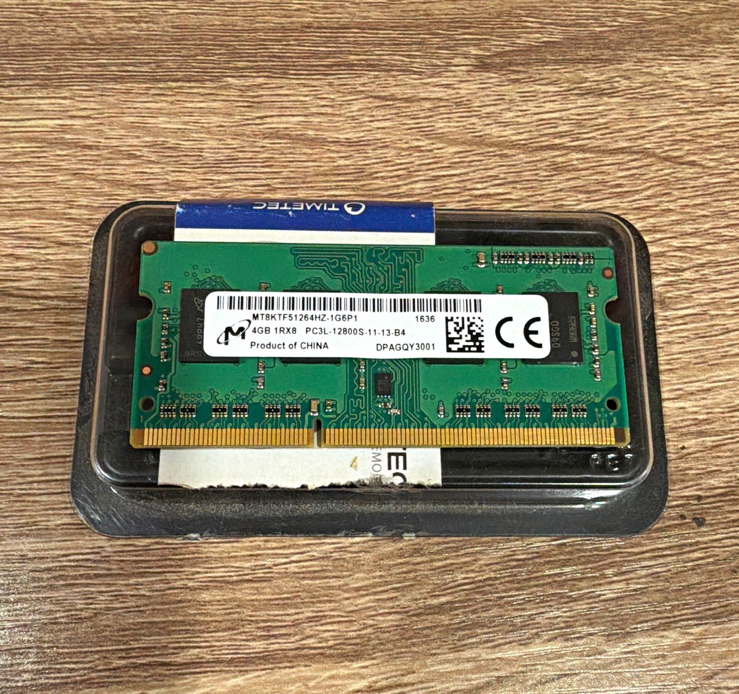 Память Micron DDR3 4GB SODIMM 1600 МТ/с (MT8KTF51264HZ-1G6P1) — фото 1