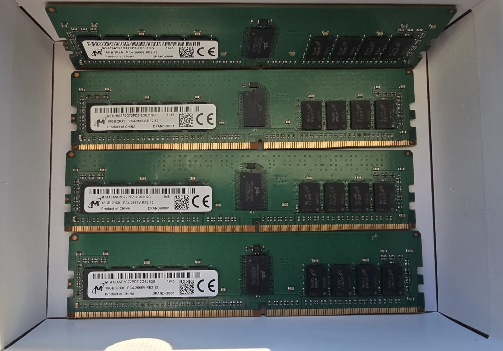 Память Micron DDR4 16GB RDIMM 2666 МТ/с (MTA18ASF2G72PDZ-2G6J1) — фото 1