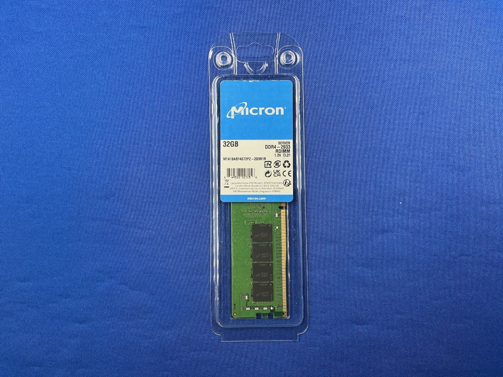 Память Micron DDR4 32GB RDIMM 2933 МТ/с (MTA18ASF4G72PZ-2G9B1) — фото 1