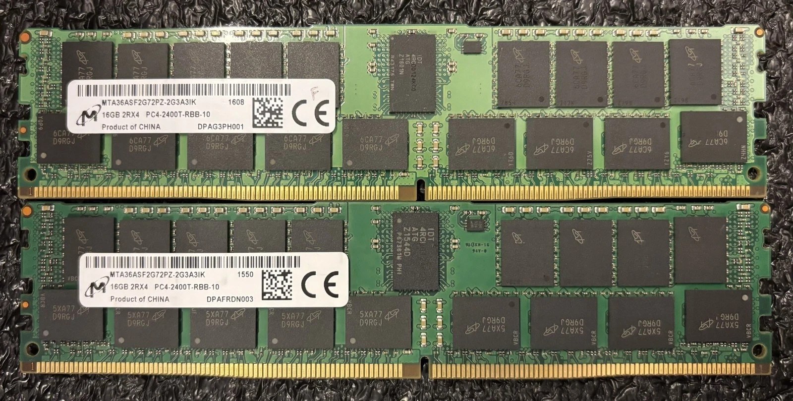 Память Micron DDR4 16GB RDIMM 2400 МТ/с (MTA36ASF2G72PZ-2G3A3) — фото 1