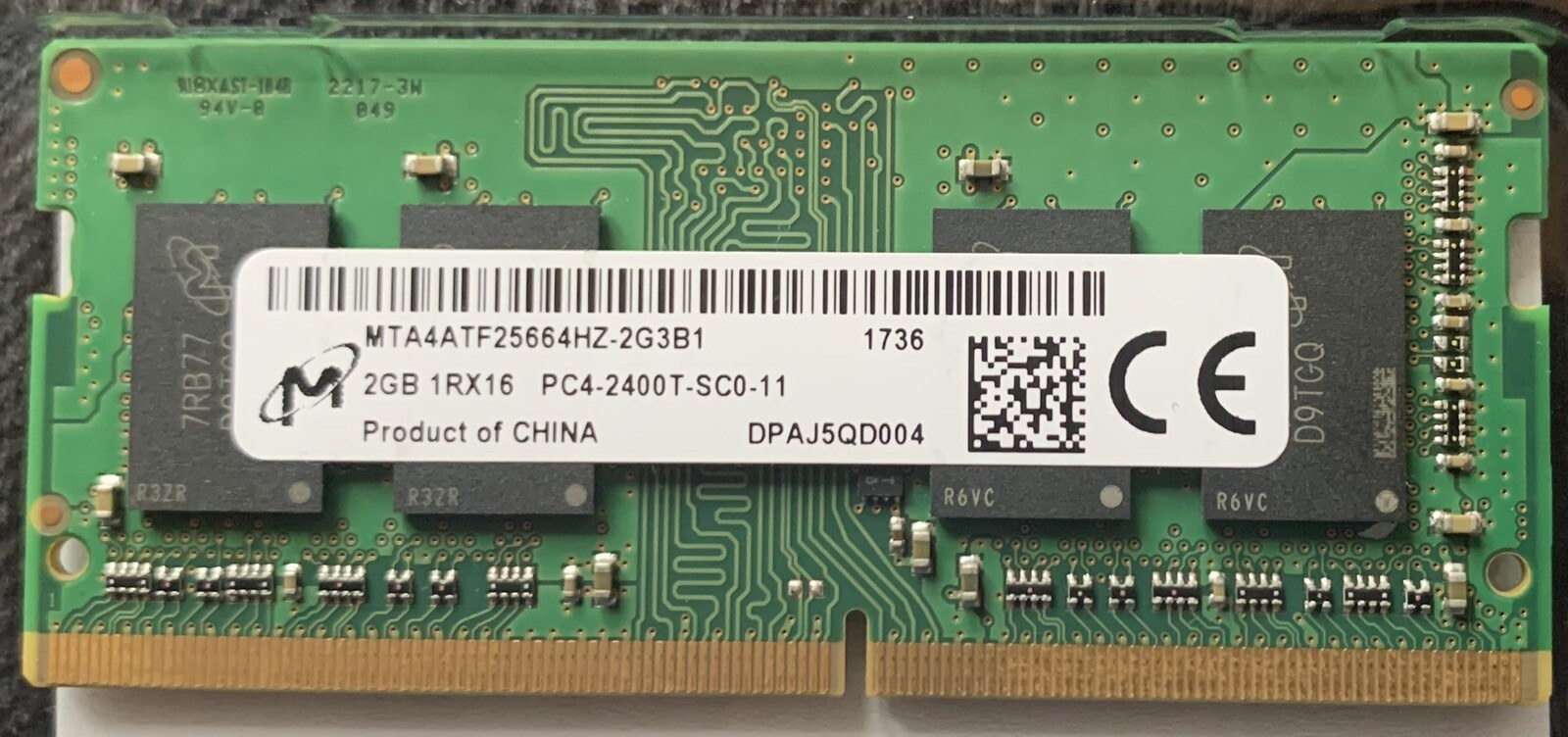 Память Micron DDR4 2GB SODIMM 2400 МТ/с (MTA4ATF25664HZ-2G3B1) — фото 2