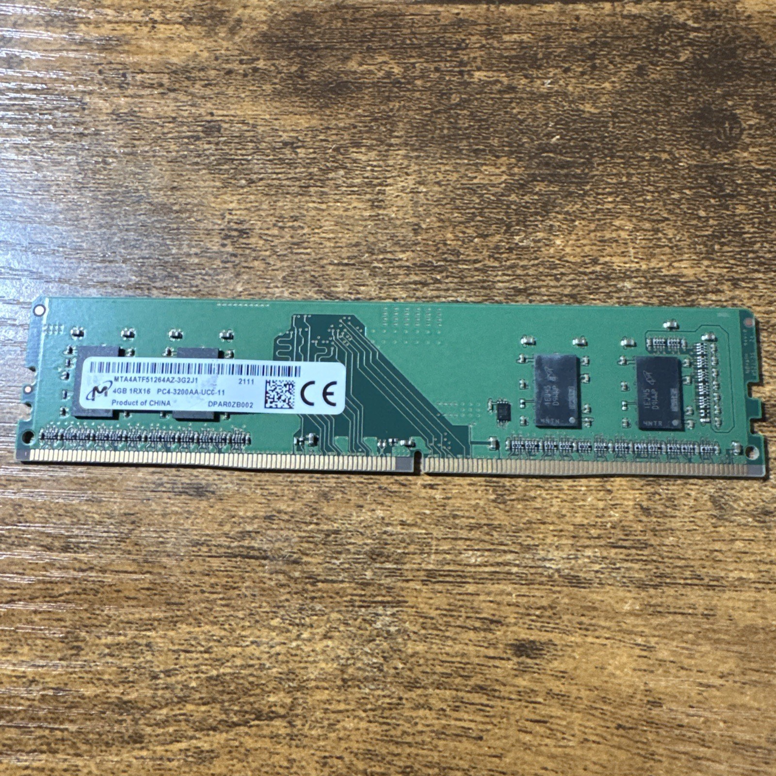 Память Micron DDR4 4GB UDIMM 3200 МТ/с (MTA4ATF51264AZ-3G2J1) — фото 2