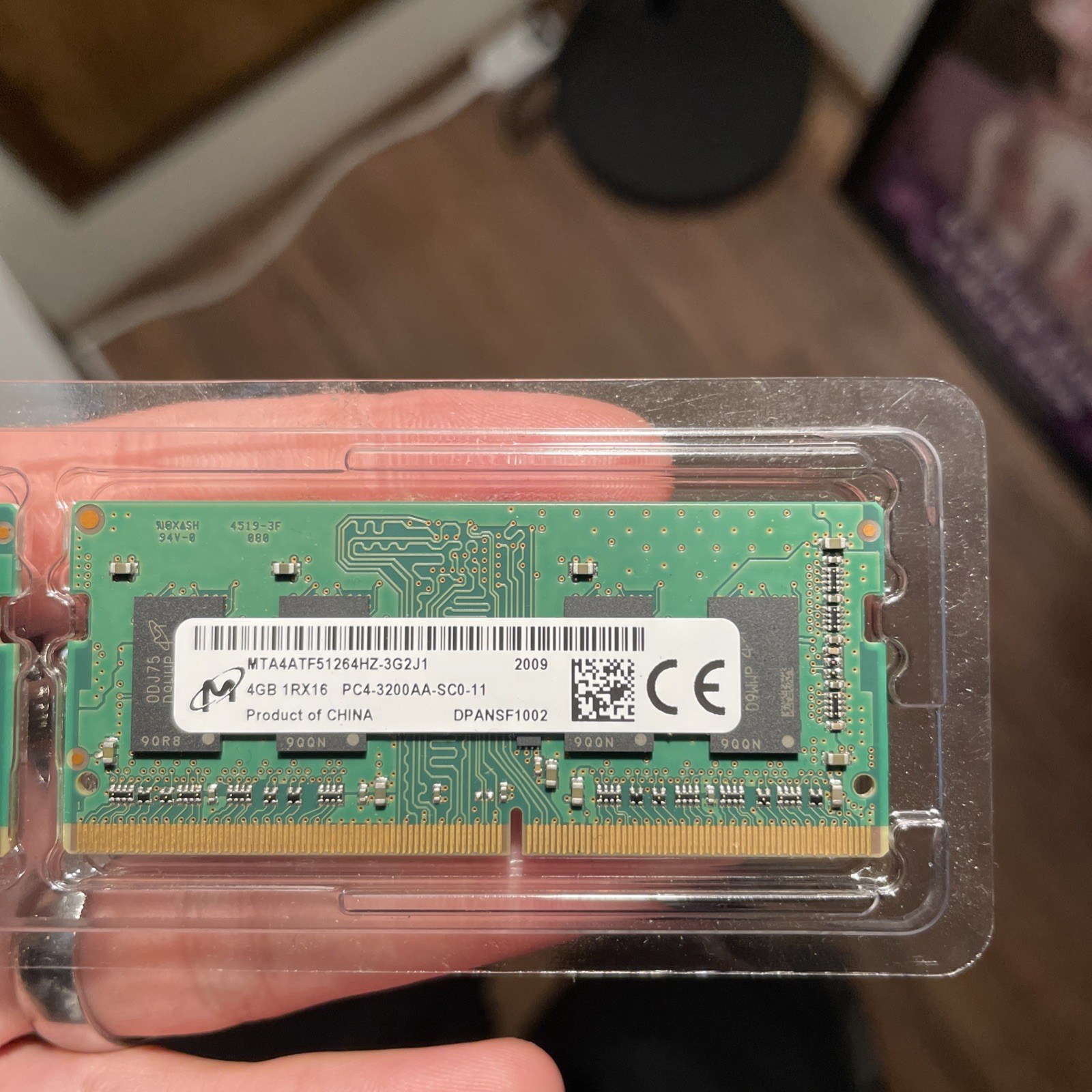 Память Micron DDR4 4GB SODIMM 3200 МТ/с (MTA4ATF51264HZ-3G2J1) — фото 1