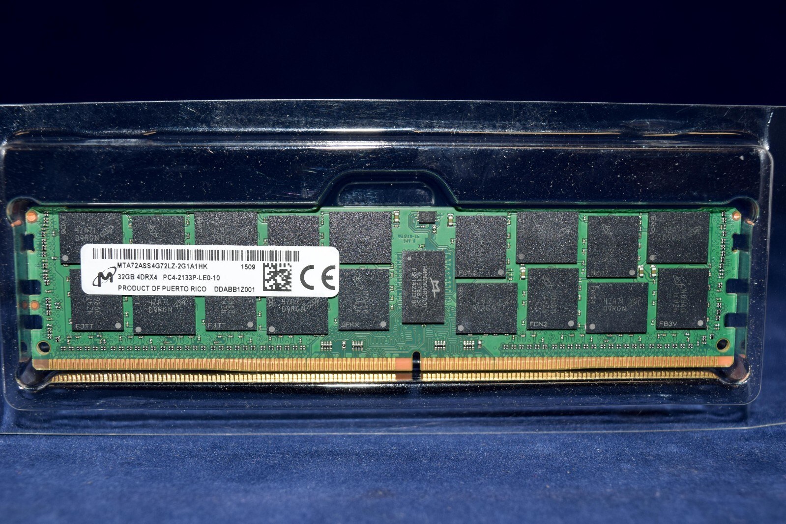 Память Micron DDR4 32GB LRDIMM 2133 МТ/с (MTA72ASS4G72LZ-2G1A1) — фото 2