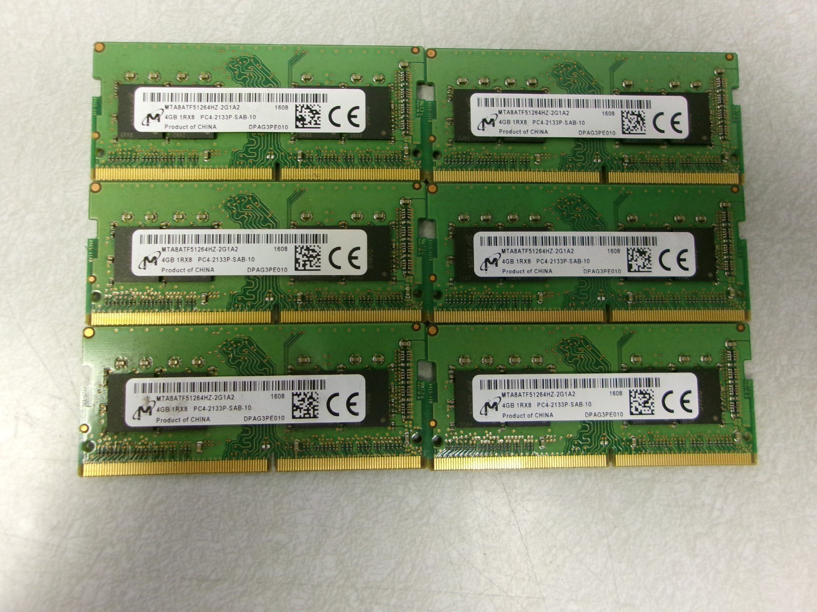 Память Micron DDR4 4GB SODIMM 2133 МТ/с (MTA8ATF51264HZ-2G1A2) — фото 1
