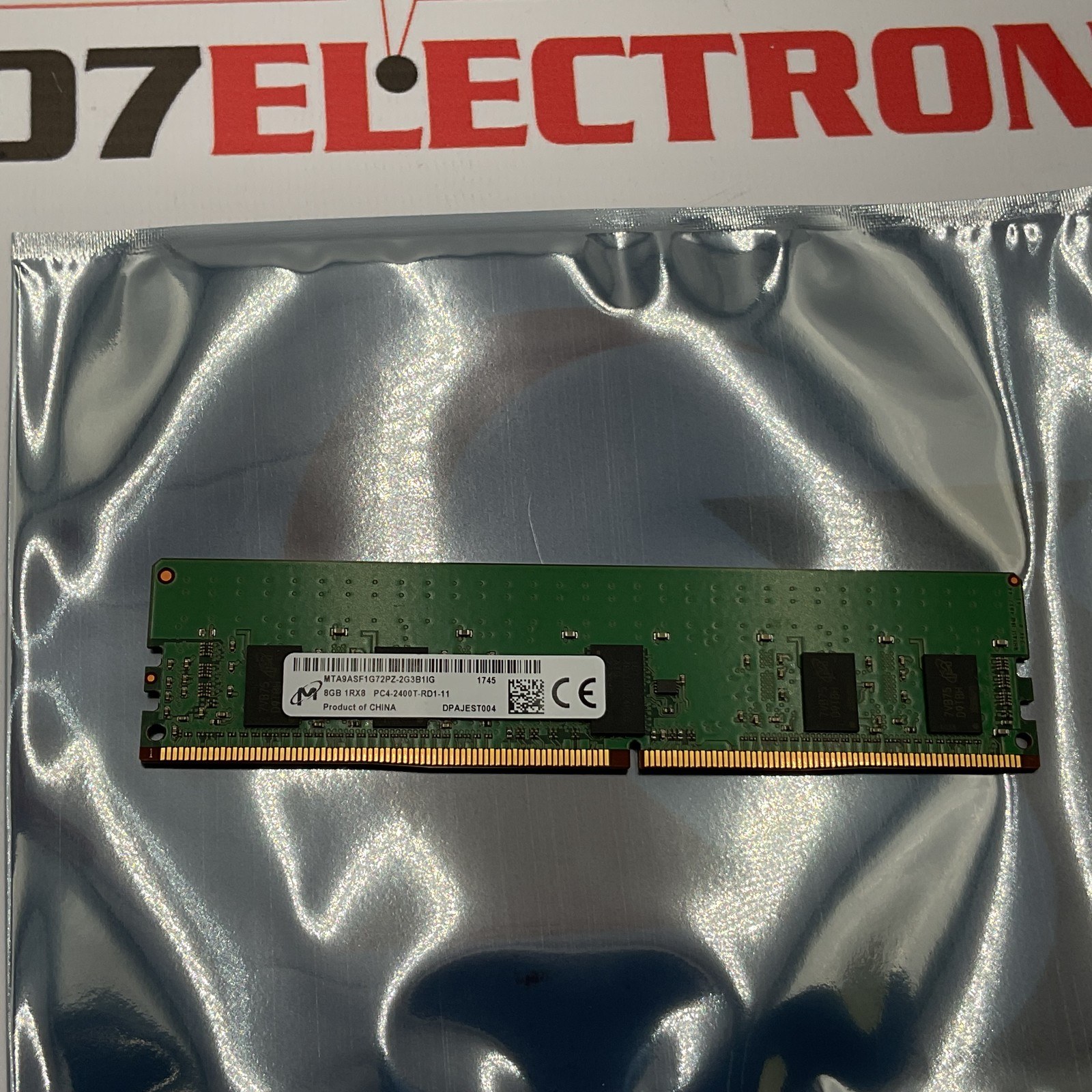 Модуль памяти Micron DDR4-2400 8 ГБ RDIMM 1Rx8 (MTA9ASF1G72PZ-2G3B1IK) — фото 1