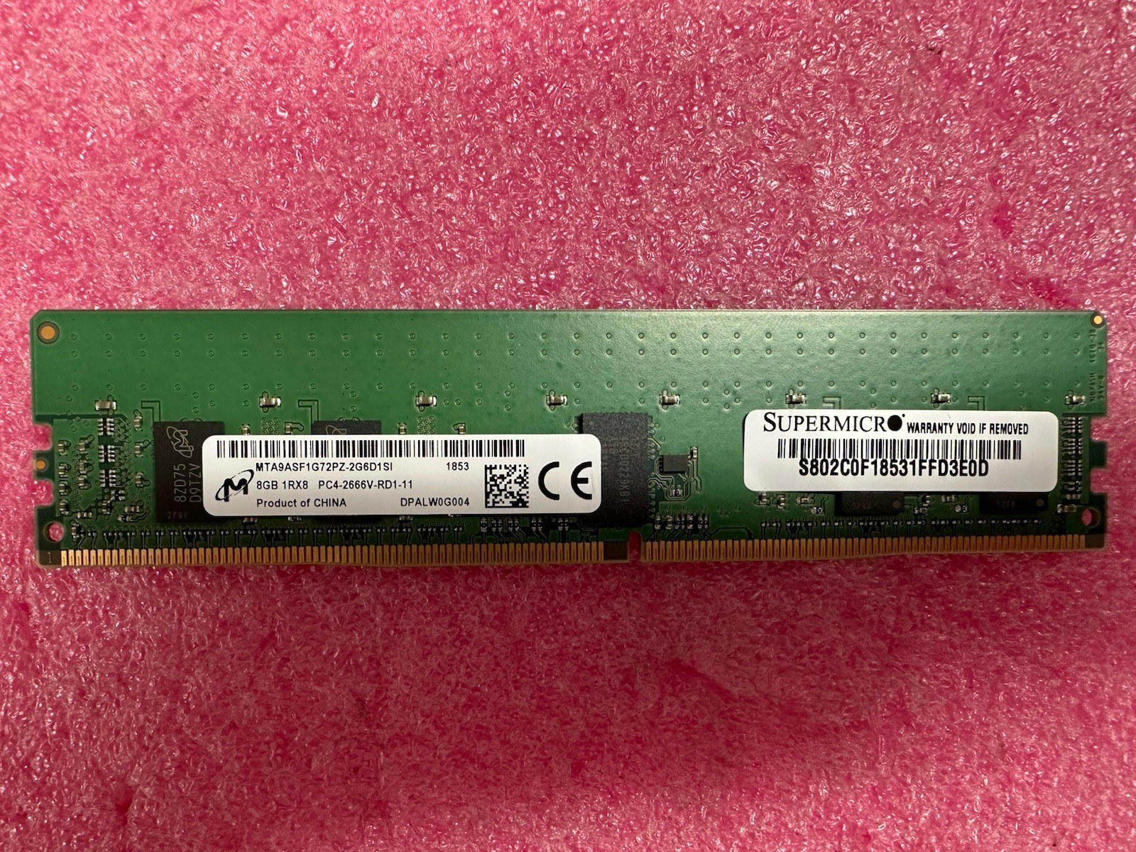 Память Micron DDR4 8GB RDIMM 2666 МТ/с (MTA9ASF1G72PZ-2G6D1) — фото 1