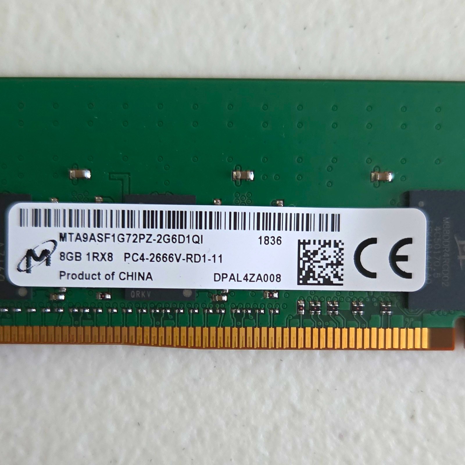 Память Micron DDR4 8GB RDIMM 2666 МТ/с (MTA9ASF1G72PZ-2G6D1) — фото 2