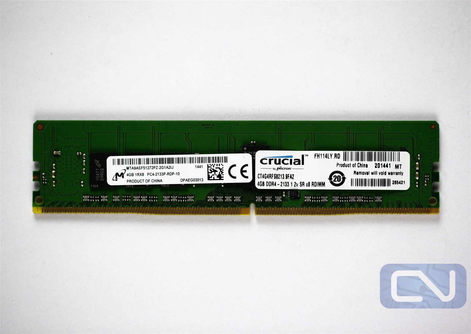 Память Micron DDR4 4GB RDIMM 2133 МТ/с (MTA9ASF51272PZ-2G1A2) — фото 1