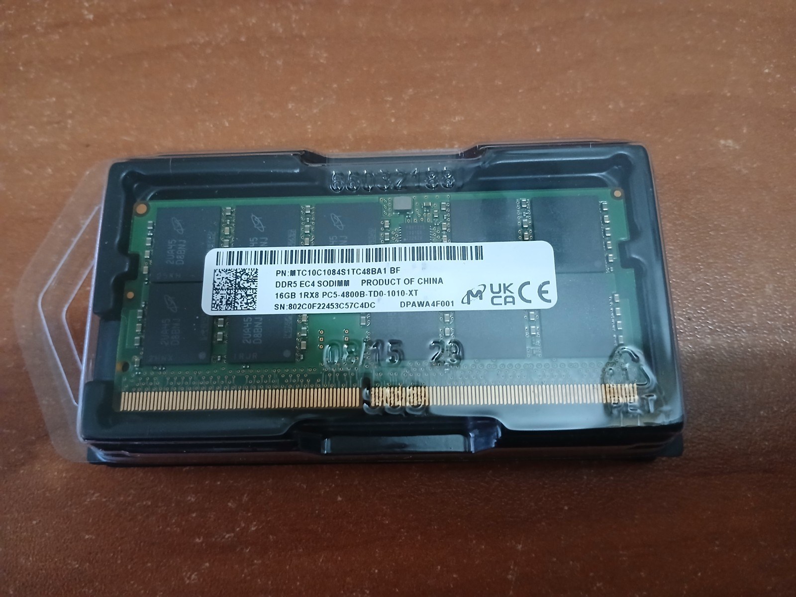 Память Micron DDR5 16GB SOEDIMM 4800 МТ/с (MTC10C1084S1TC48BA1) — фото 1