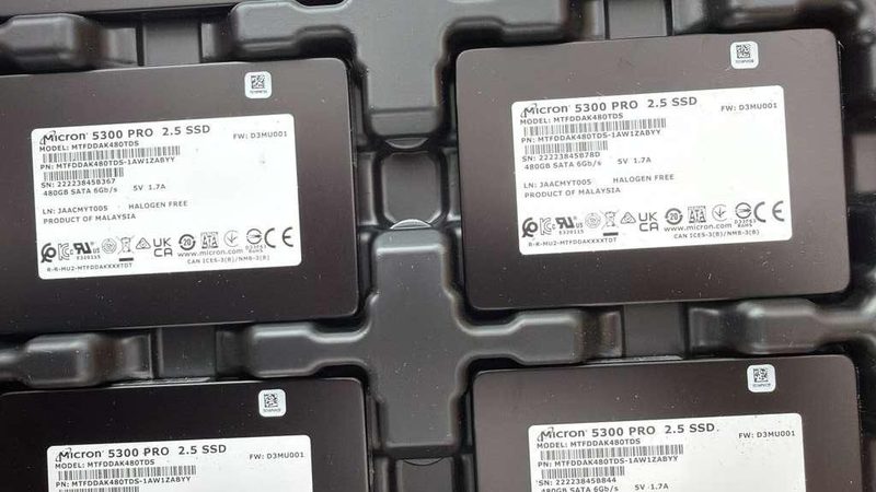 Твердотельный накопитель Micron 480 ГБ SATA 2,5" RI (MTFDDAK480TDS-1AW1ZABYY) — фото 1
