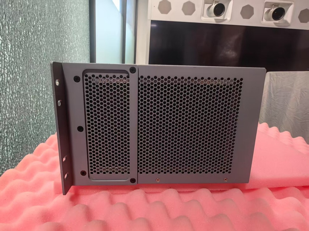 Маршрутизатор Juniper MX104 — фото 2