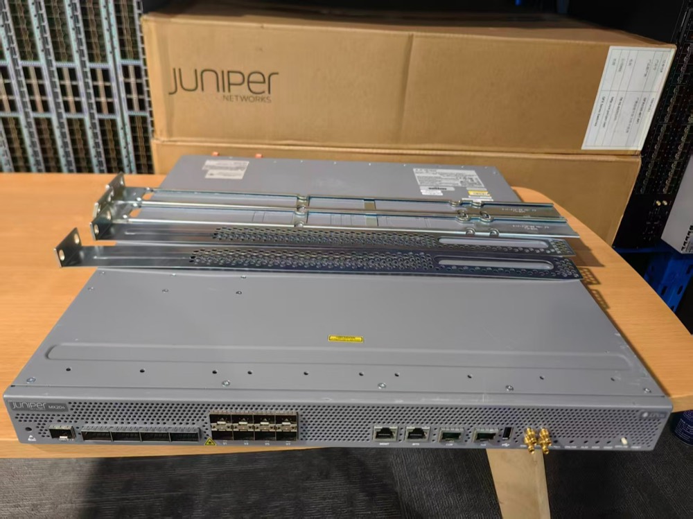 Маршрутизатор Juniper MX204-HW-BASE-AC-FC НОВЫЙ — фото 2