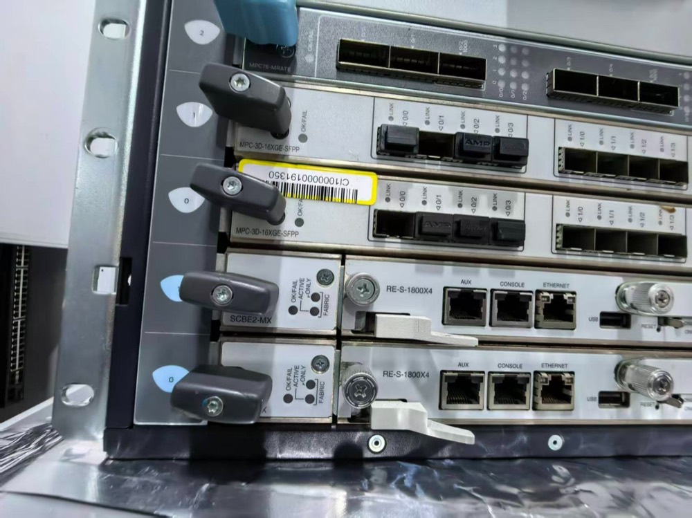 Модуль Juniper MX480 DPCE-R-20GE-2XGE-F — фото 2