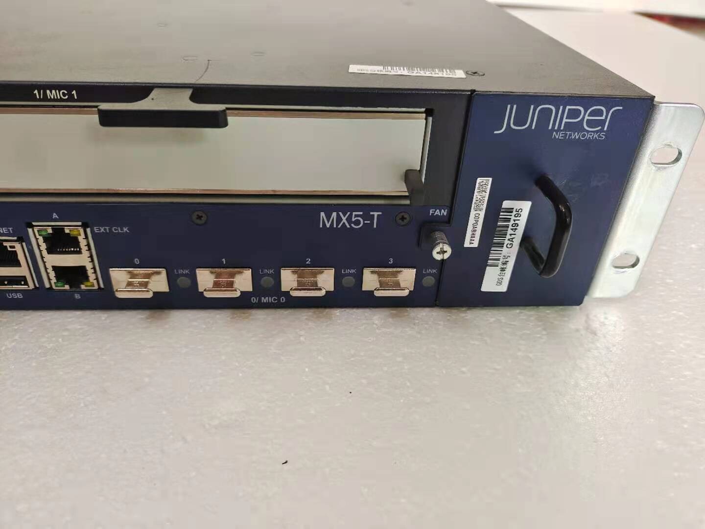 Маршрутизатор Juniper MX5-T/MX40-T — фото 2