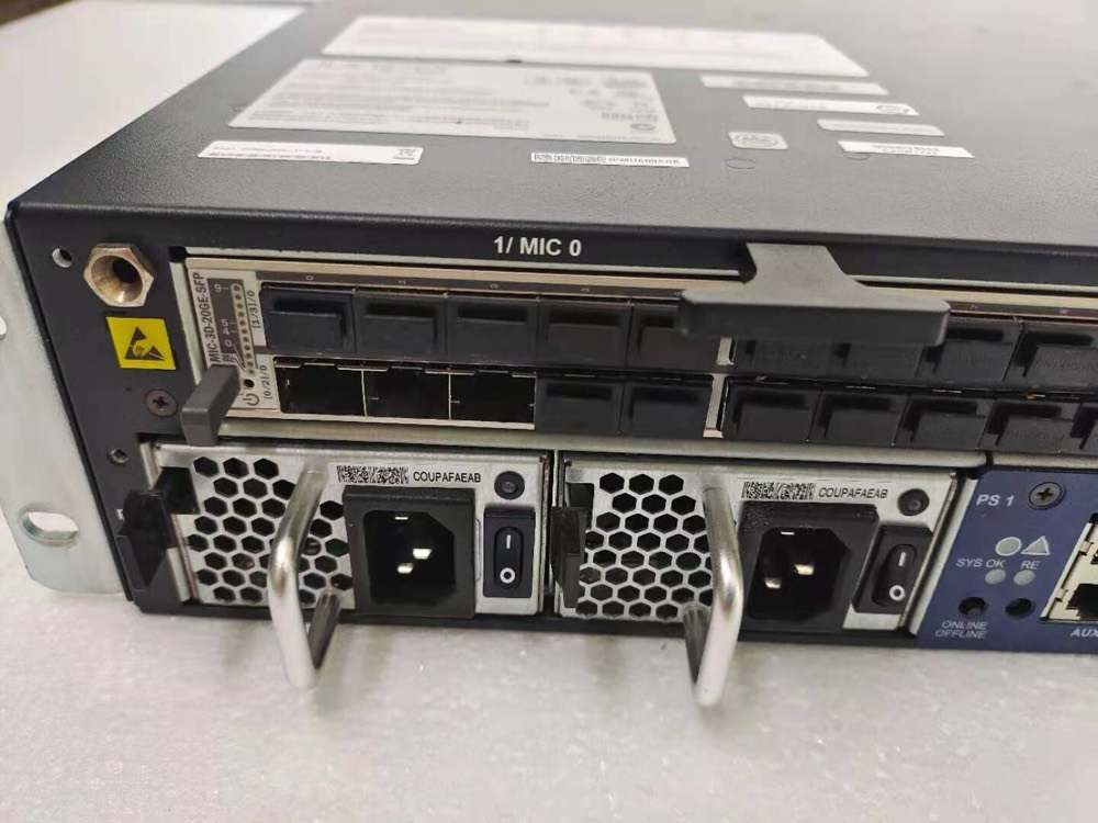 Маршрутизатор Juniper MX5-T/MX40-T — фото 3