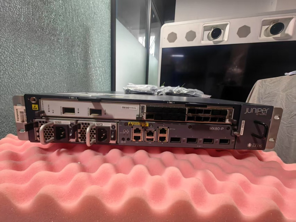 Маршрутизатор Juniper MX80-P — фото 1