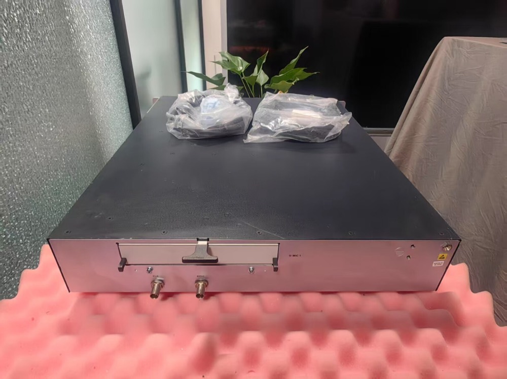 Маршрутизатор Juniper MX80-P — фото 2