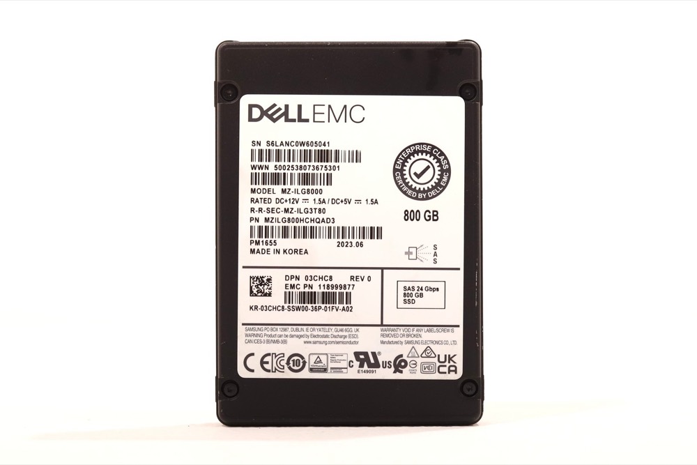 SSD-накопитель Dell EMC MZ-ILG8000 800GB 2.5" 24Gb/s SAS Solid State Drive P/N: 03CHC8 Tested — фото 1