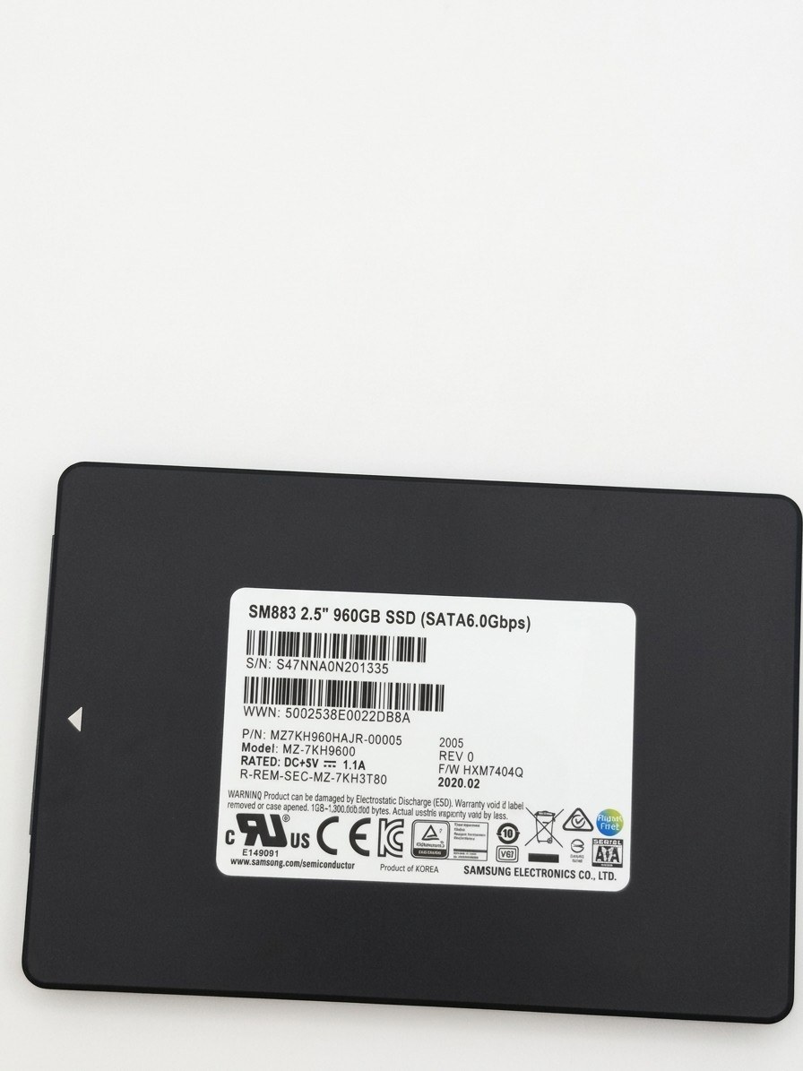 SSD Samsung 960GB SM883 SATA 2,5" (серверный накопитель, MZ7KH960HAJR) — фото 2