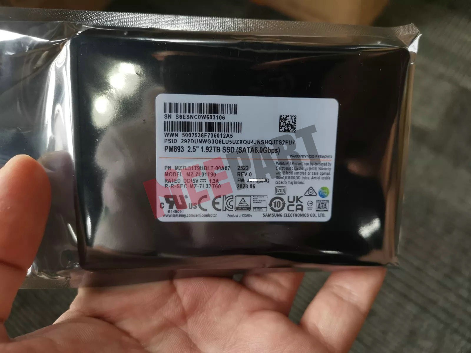 SSD Samsung 1.92TB PM893 SATA 2,5" (серверный накопитель, MZ7L31T9HBLT-00B7C) — фото 2