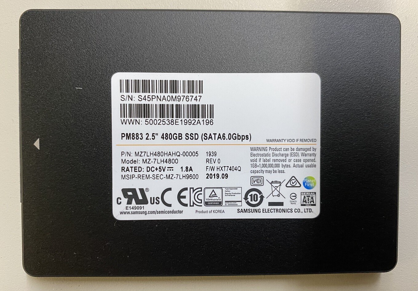 SSD Samsung 480GB PM883 SATA 2,5" (серверный накопитель, MZ7LH480HAHQ) — фото 2