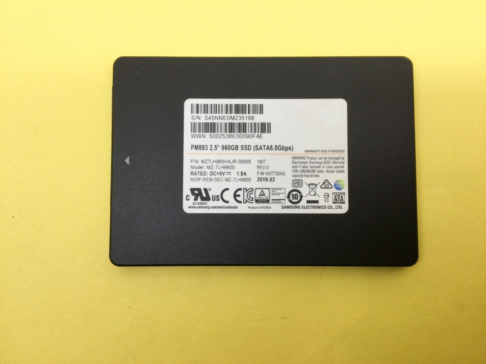 SSD Samsung 960GB PM883 SATA 2,5" (серверный накопитель, MZ7LH960HAJR) — фото 3
