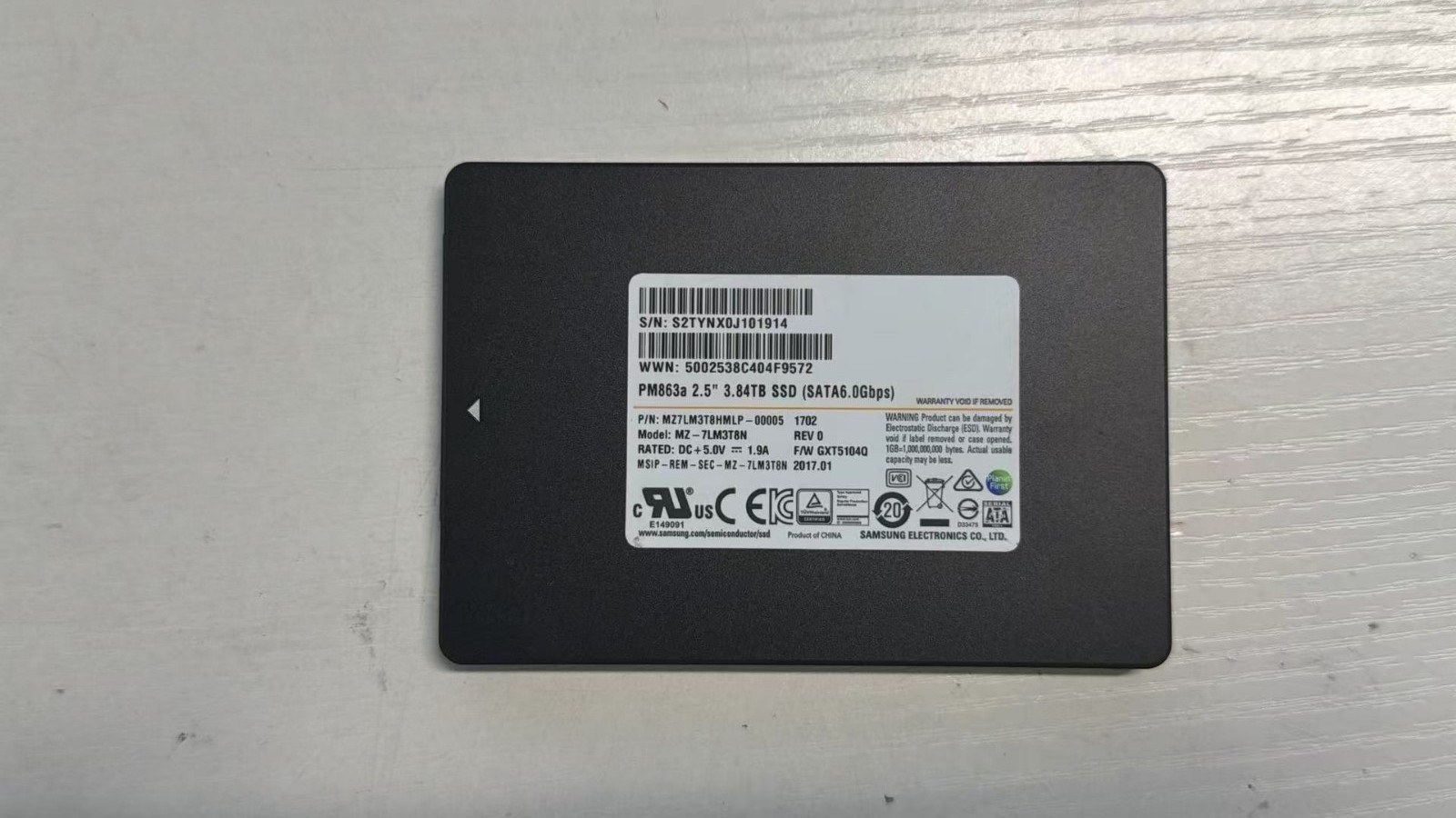 SSD Samsung 3.84TB PM863a SATA 2,5" (серверный накопитель, MZ7LM3T8HMLP) — фото 1
