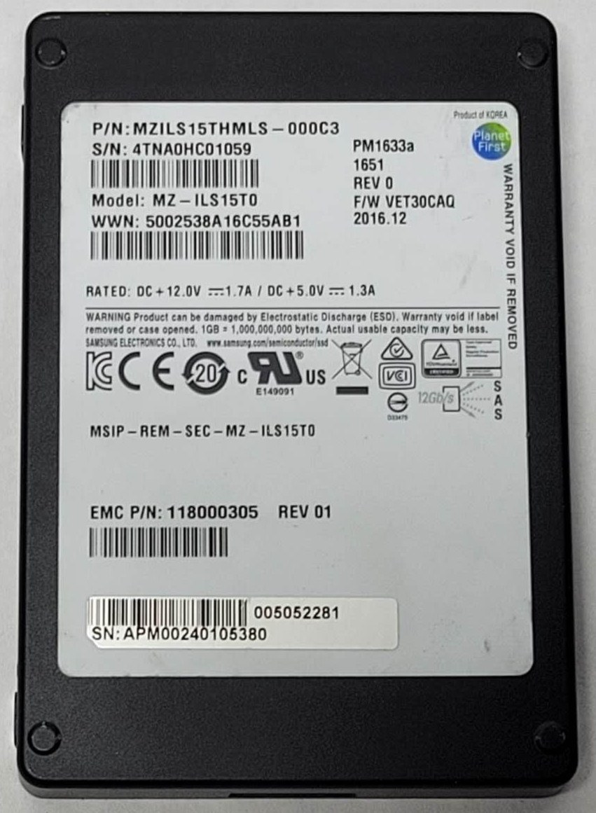 SSD Samsung 15.36TB PM1633a SAS 2,5" (серверный накопитель, MZILS15THMLS) — фото 1