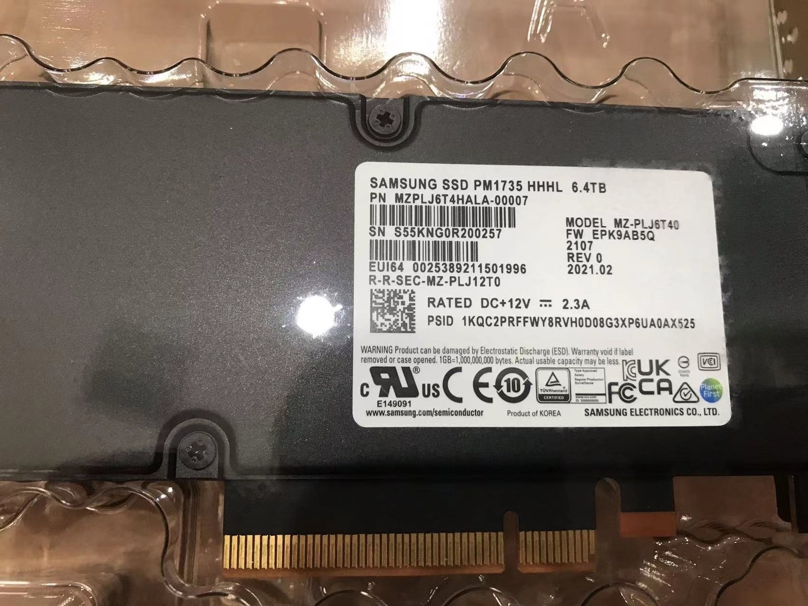 SSD Samsung 6.4TB PM1735 NVMe HHHL (серверный накопитель, MZPLJ6T4HALA-00007) — фото 2