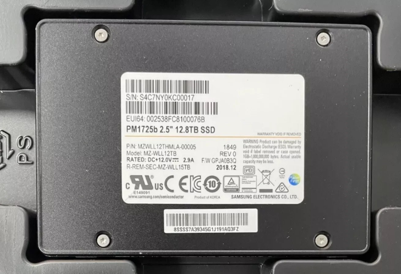 SSD Samsung 12.8TB PM1725B NVMe U.2 (серверный накопитель, MZWLL12THMLA-00005) — фото 2