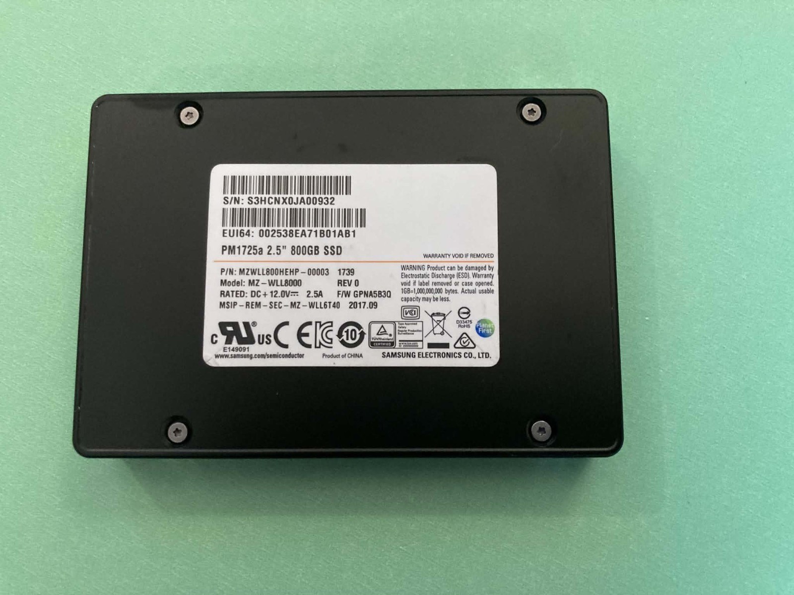 SSD Samsung 800GB PM1725a NVMe U.2 (серверный накопитель, MZWLL800HEHP) — фото 1