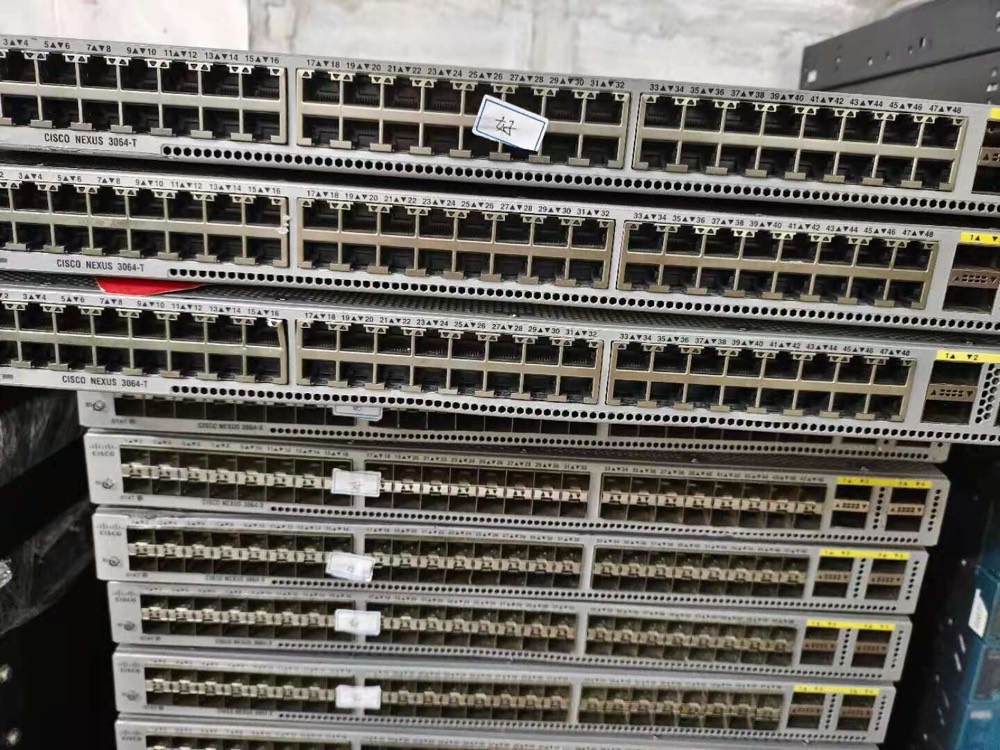 Коммутатор Cisco N3K-C3064PQ-10GX — фото 2