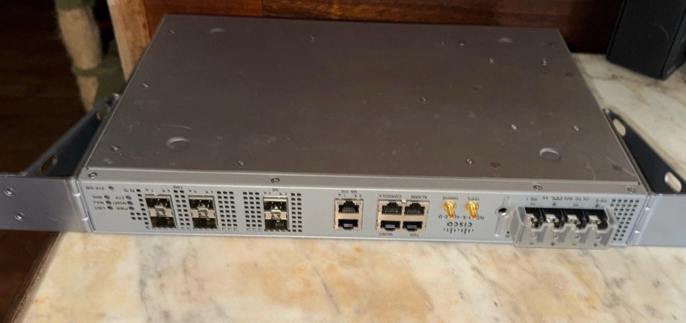 Оборудование Cisco N520-X-4G4Z-D — фото 2