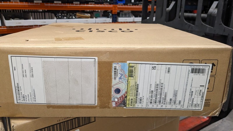 Маршрутизатор CISCO N540X-16Z4G8Q2C-D NCS 540 BGP ROUTER 16x10G 8x25G 2x100G DC QSFP28 SFP28 — фото 1