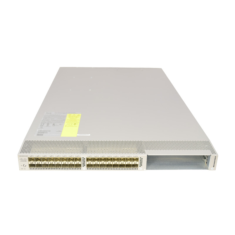 Коммутатор Cisco Nexus 5548P (N5K-C5548P-FA) 32 порта, два БП AC 750 Вт — фото 1