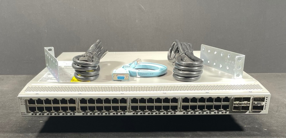 Коммутатор Cisco N9K-C92348GC-X — фото 1