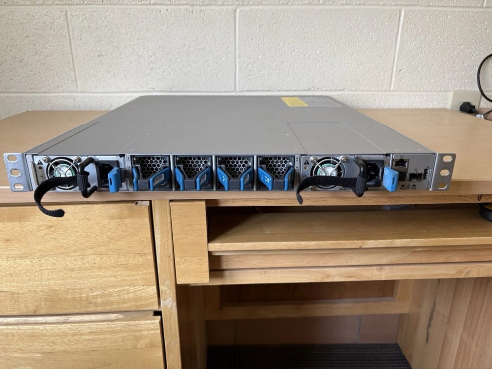 Коммутатор Cisco N9K-C93180LC-EX — фото 2
