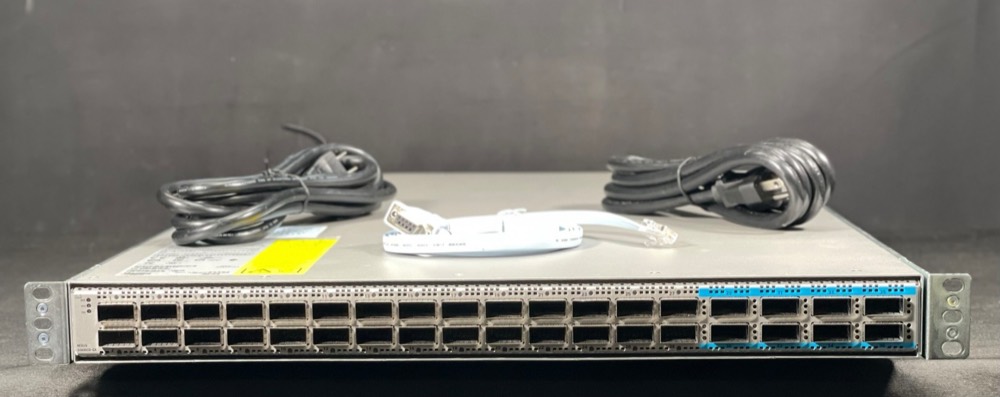 Коммутатор Cisco N9K-C93600CD-GX — фото 1