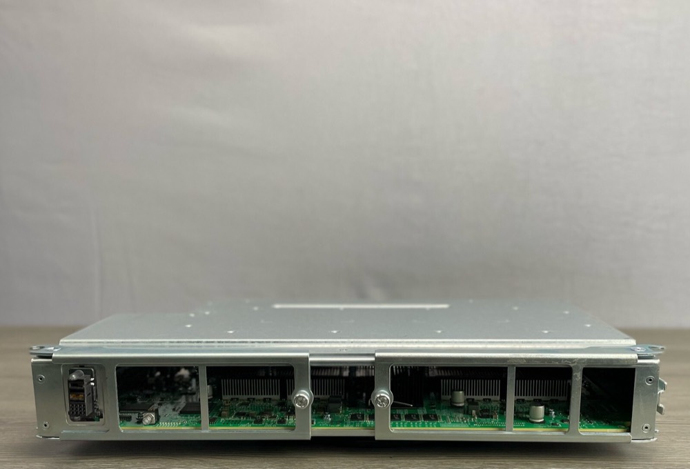 Коммутатор Cisco N9K-C9508-FM-E — фото 2