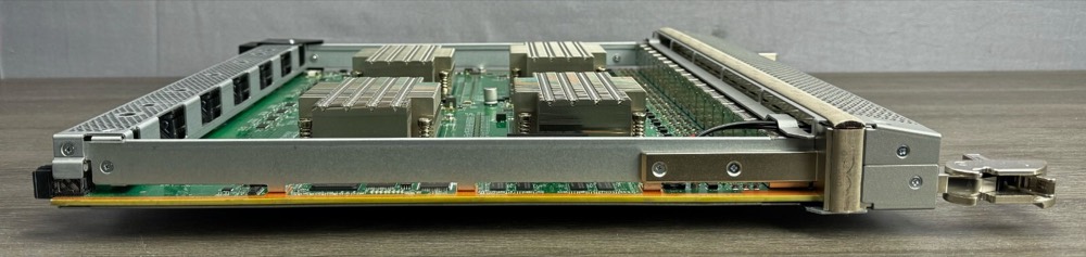 Коммутатор Cisco N9K-X9536PQ — фото 3