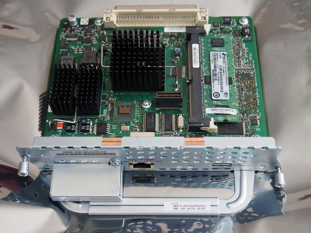 Контроллер Wi-Fi Cisco NME-AIR-WLC25-K9 — фото 3