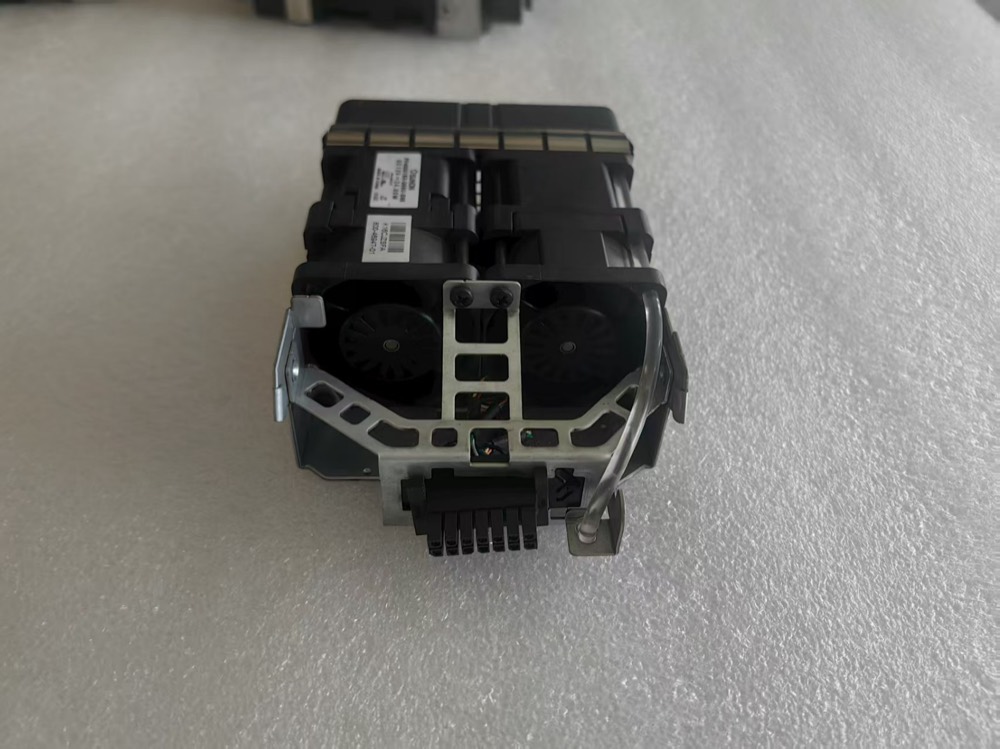 Модуль вентиляторов Cisco NXA-FAN-65CFM-PE — фото 2
