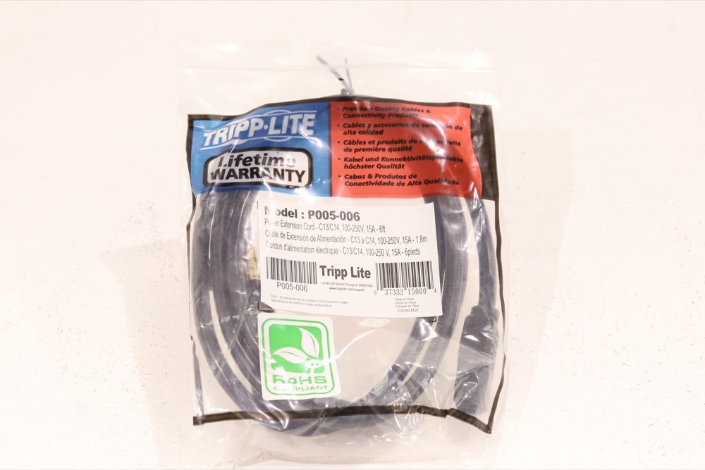 Кабель Tripp Lite 6ft Heavy-Duty PDU Power Extension Cord P/N: P005-006 — фото 1
